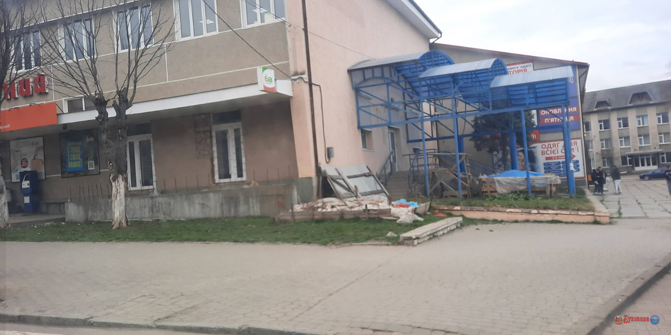 На Буковині у Заставні підприємець хотів знищити «візитівку» міста — суд поставив крапку